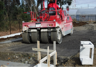 道路用資材